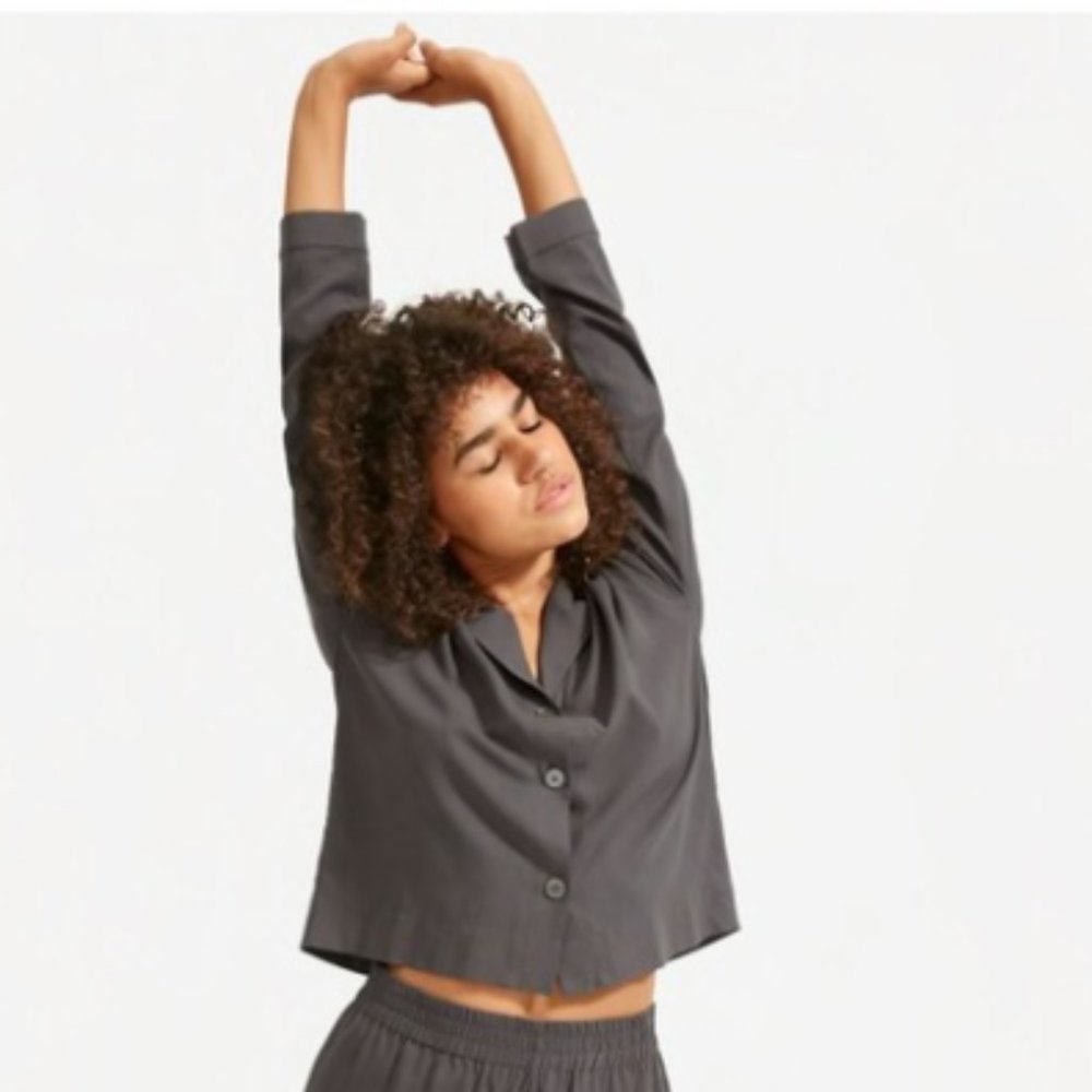 Everlane Washable Gray Silk PJ Top, Size Small